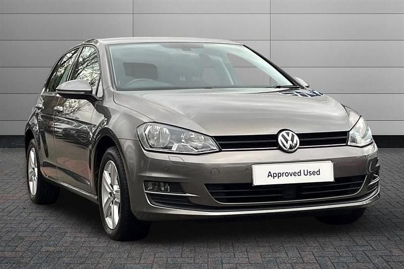 Limestone grey Used 2016 VW Golf VII Edition Hatchback | £13,395 (A bit pricey) - Image 1/4