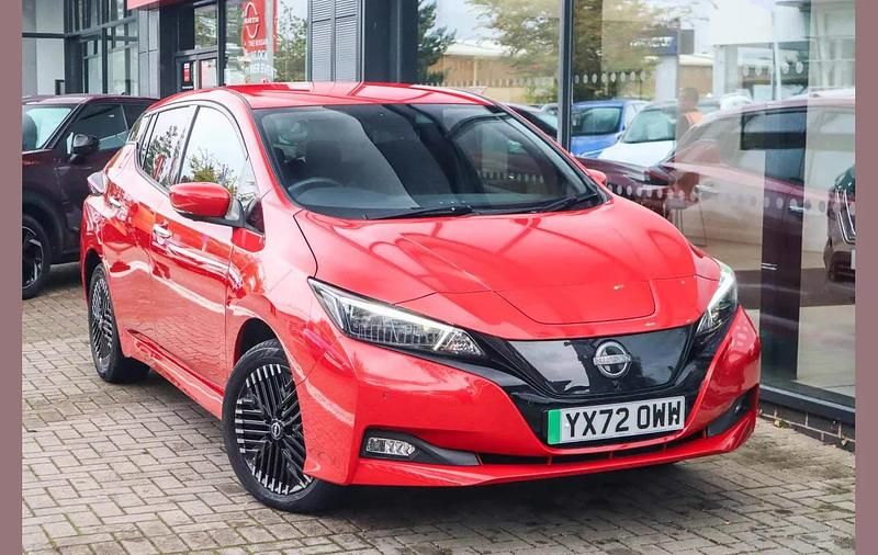 Red Used 2022 Nissan Leaf Tekna Hatchback | £14,195 (Fair price) - Image 1/4
