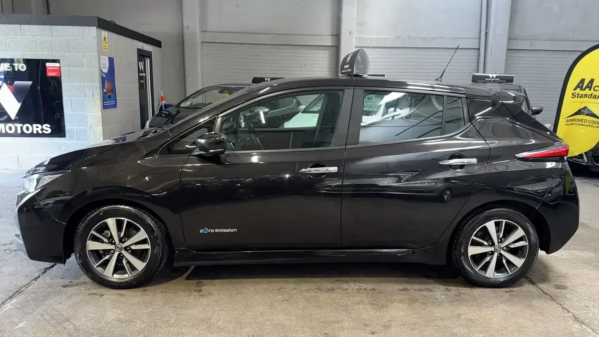 Used Nissan Leaf Acenta 110 kW (150 HP) 2018 Black Hatchback
