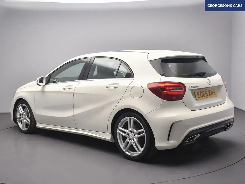 Used Mercedes A200 AMG line 136 HP (100 kW) 2016 White Hatchback