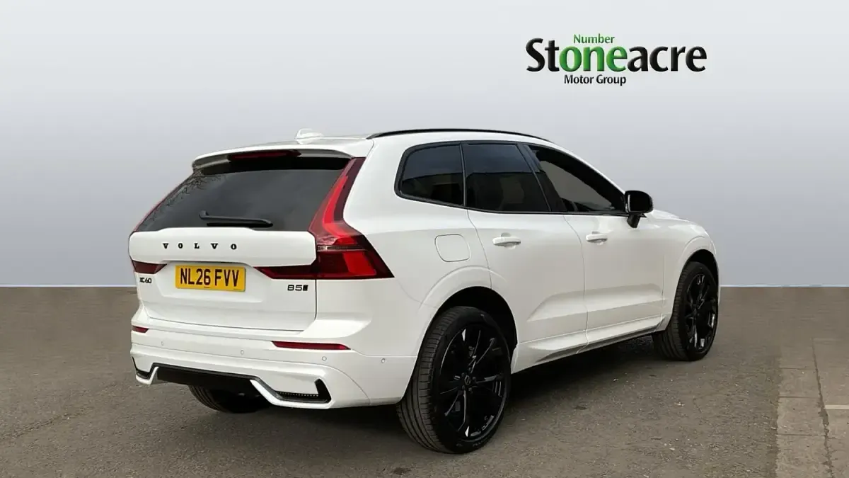 Used Volvo XC60 Plus 247 HP (181 kW) 2026 White SUV