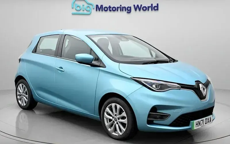 Used Renault Zoe Iconic 100 kW (136 HP) 2021 Hatchback