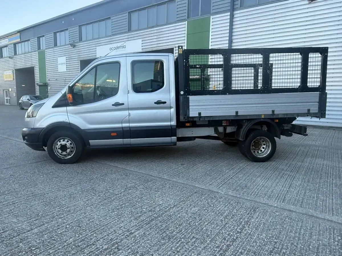Used Ford Transit 170 HP (125 kW) 2018 Silver Van