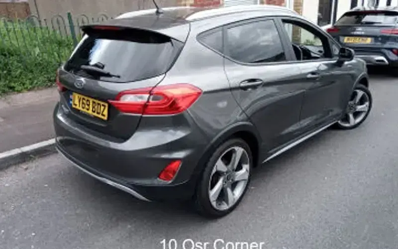 Second-hand Ford Fiesta Active 101 CP (74 kW) 2019 Gri Hatchback