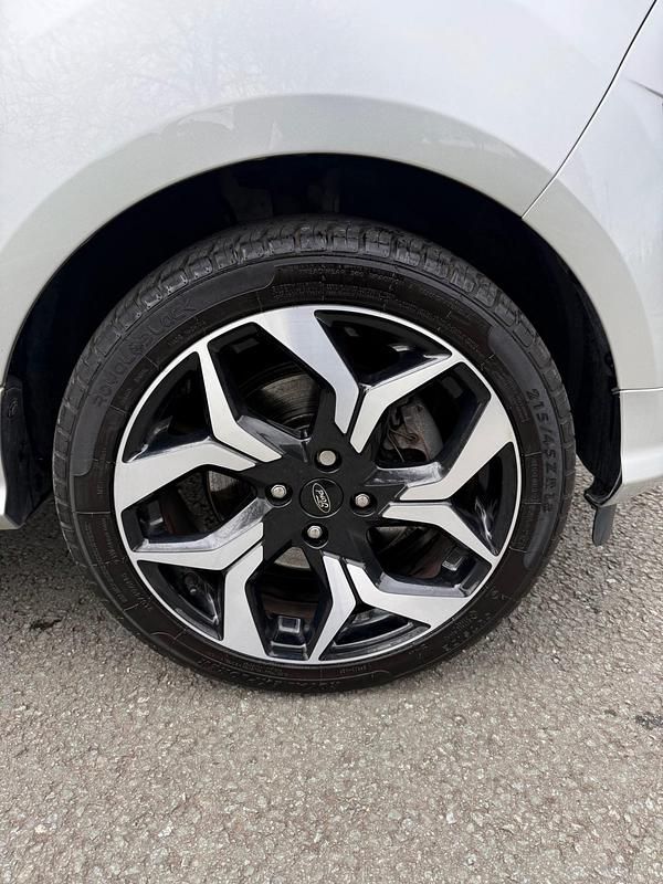 Used Ford Ecosport ST-Line 125 HP (91 kW) 2019 Silver SUV