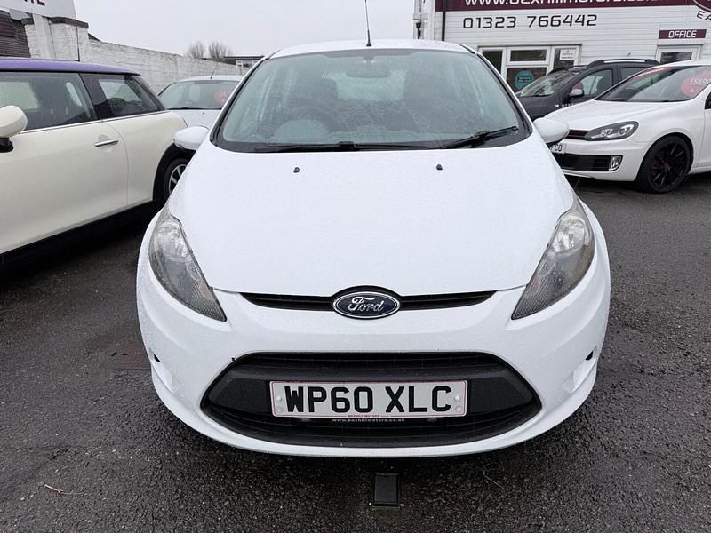 Used Ford Fiesta 82 HP (60 kW) 2011 White Hatchback