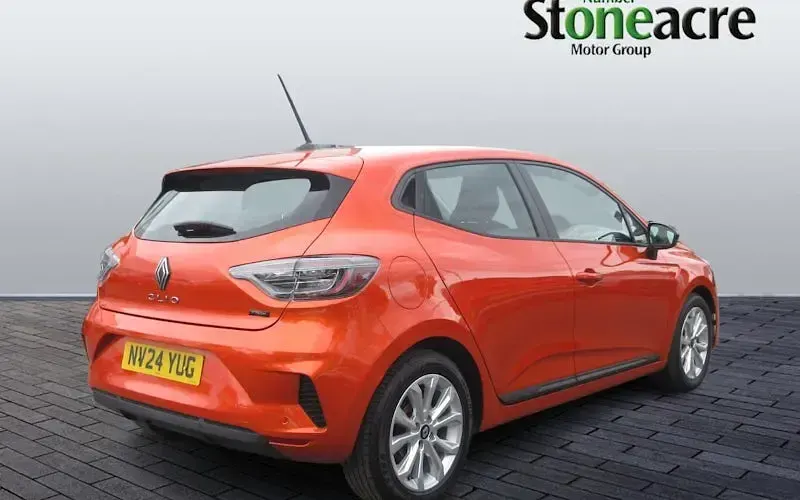 Used Renault Clio Evolution 143 HP (105 kW) 2025 Hatchback