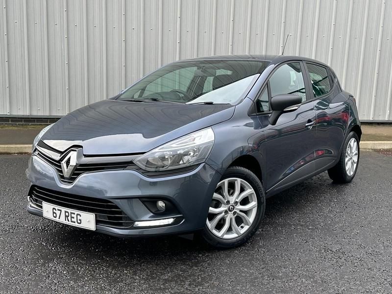 Used Renault Clio IV Play 90 HP (66 kW) 2017 Grey Hatchback