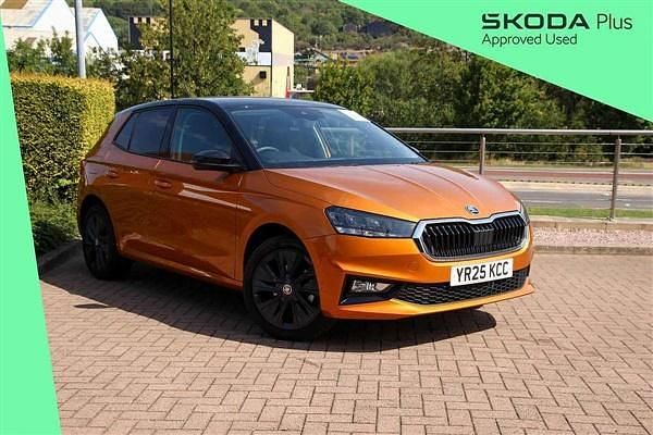 Phoenix orange metallic black magic pearl effect Used 2025 Skoda Fabia Design Edition Hatchback | £17,990 (Fair price) - Image 1/4