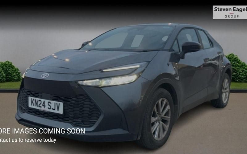 Used Toyota C-HR 140 HP (102 kW) 2026 SUV