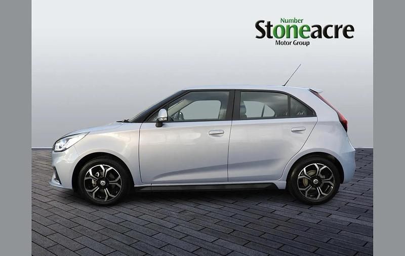 Used MG MG3 Exclusive 106 HP (77 kW) 2024 Silver Hatchback