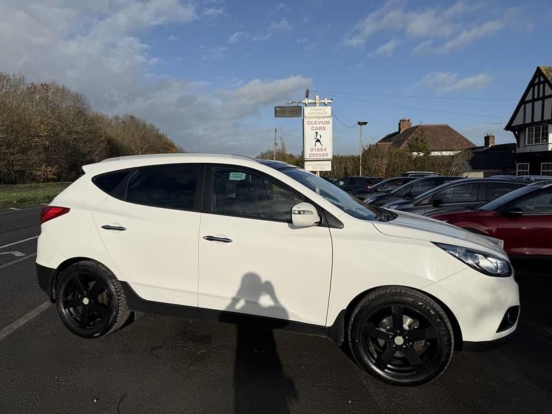 Used Hyundai ix35 Premium 184 HP (135 kW) 2012 White SUV