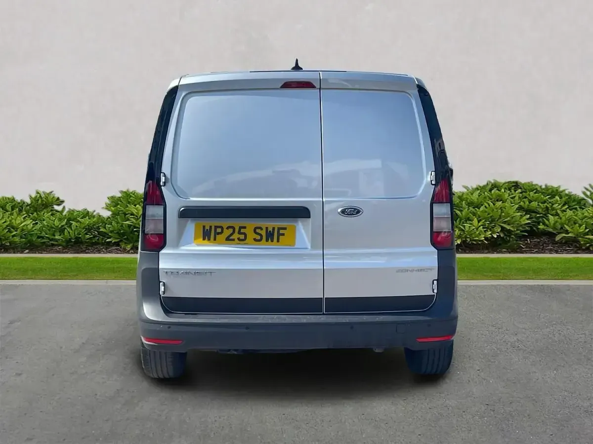 Second-hand Ford Transit Connect Trend 102 CP (75 kW) 2025 Argintiu Monovolum