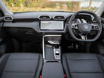 New MG ZS Trophy 196 HP (144 kW) 2025 White SUV