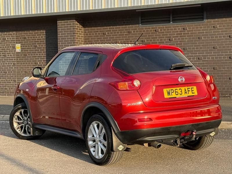 Used Nissan Juke Tekna 110 HP (80 kW) 2014 Red SUV