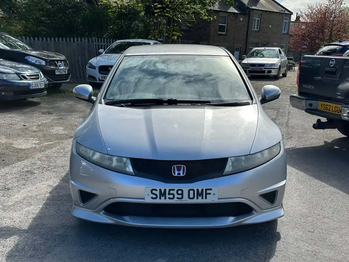Begagnad Honda Civic Type R 2009 Silver Halvkombi