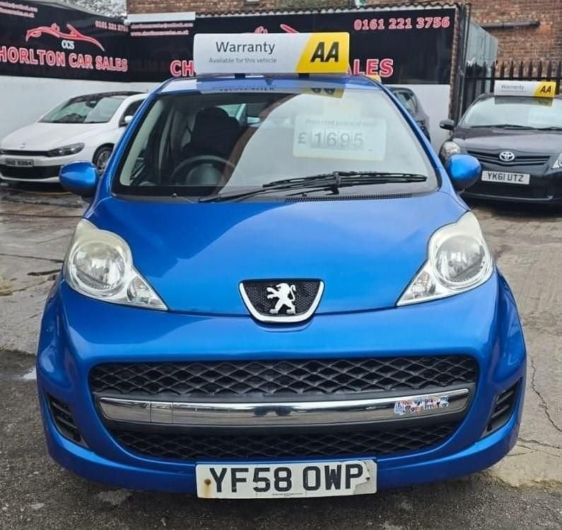 Used Peugeot 107 68 HP (50 kW) 2009 Blue Hatchback
