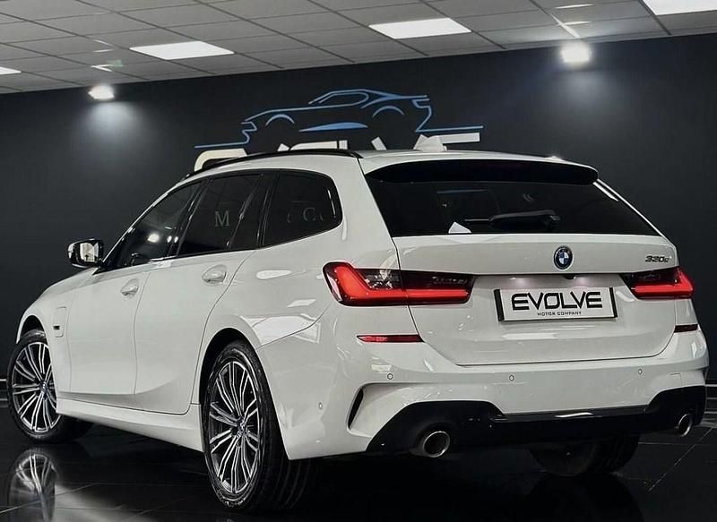 Used BMW 330e M Sport 2022 White Estate
