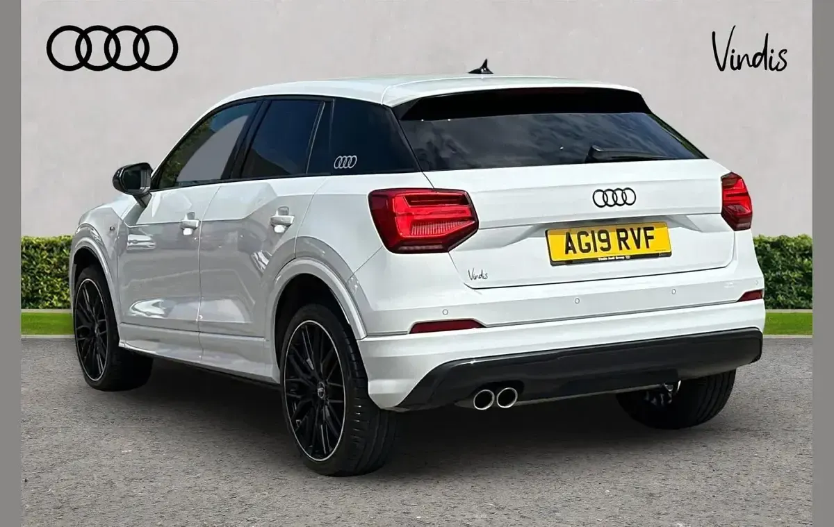 Used Audi Q2 Black Edition 147 HP (108 kW) 2019 White SUV