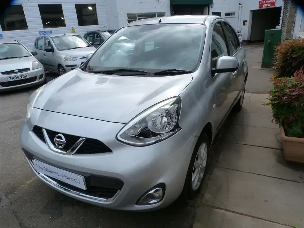 Used Nissan Micra Acenta 80 HP (58 kW) 2015 Silver Hatchback