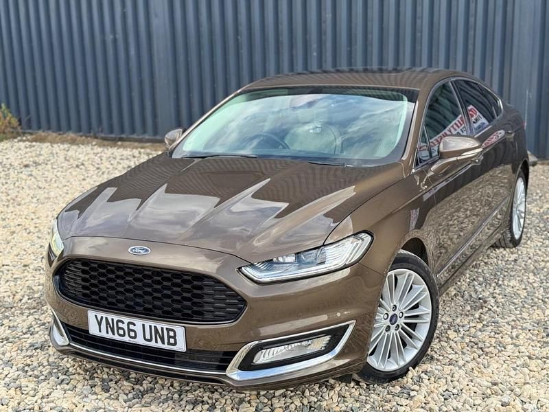 Used Ford Mondeo Vignale 2016 Brown Sedan