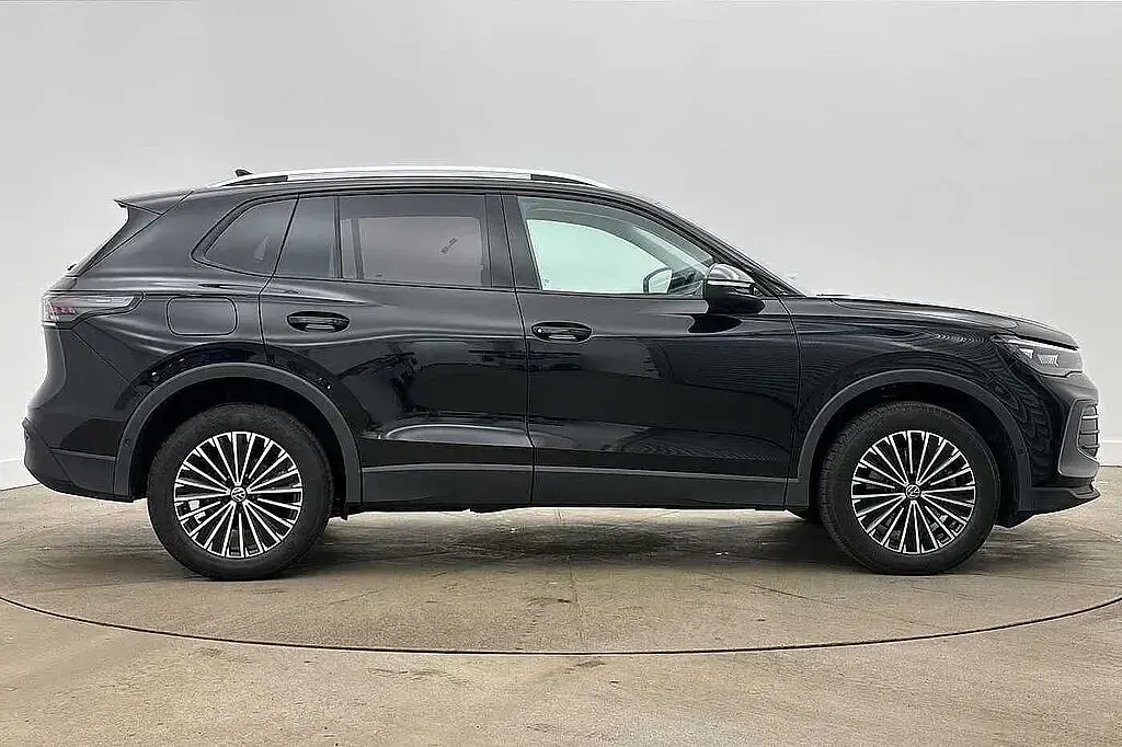 Used VW Tiguan Match 204 HP (150 kW) 2025 Black SUV