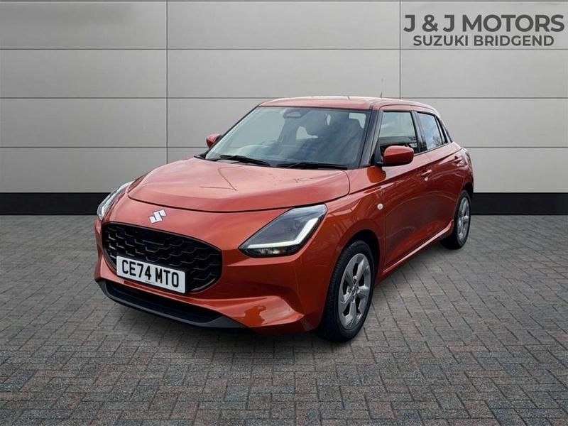 Used Suzuki Swift 82 HP (60 kW) 2024 Orange Hatchback