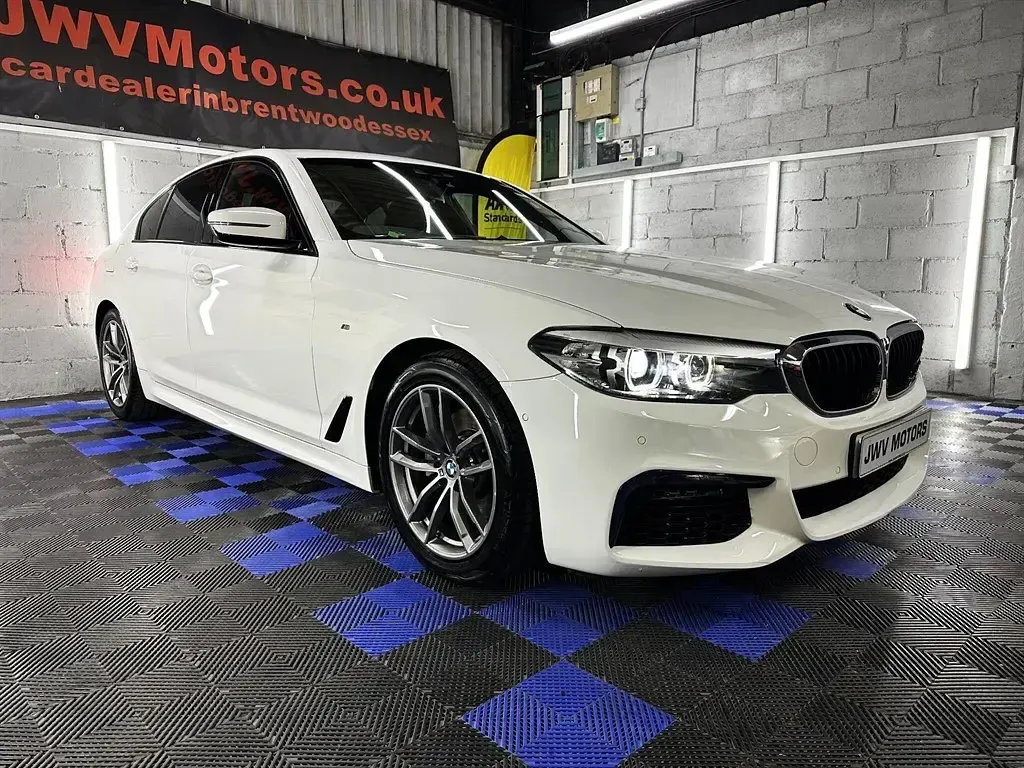 Used BMW 520 M Sport 181 HP (133 kW) 2019 White Sedan
