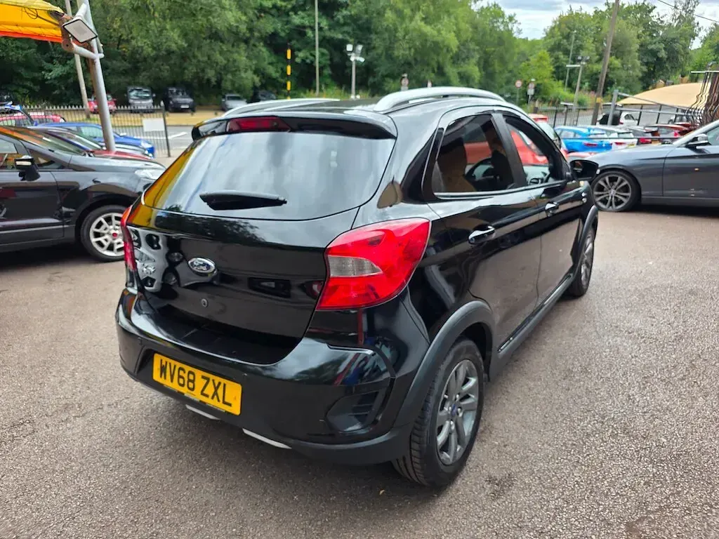 Used Ford Ka Plus Active 85 HP (62 kW) 2018 Black Hatchback