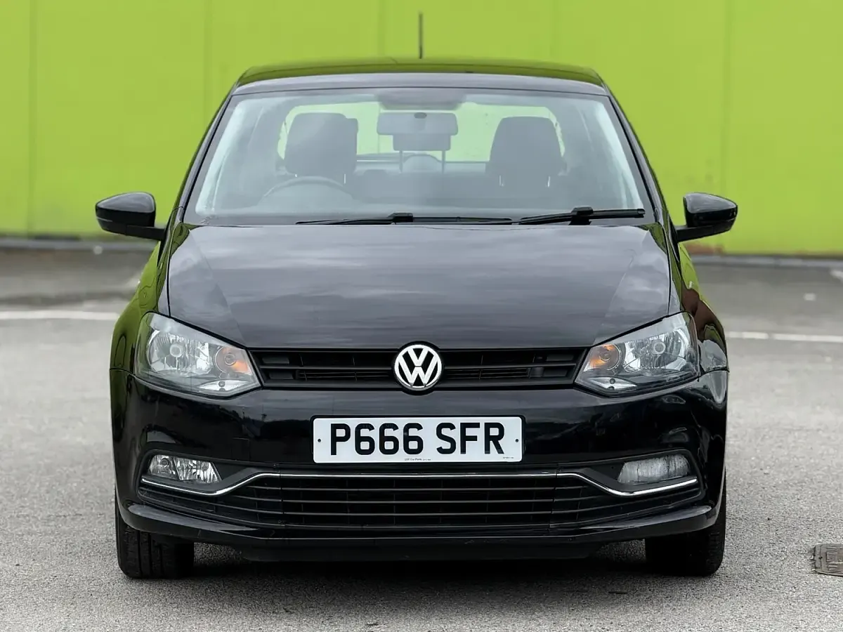 Used VW Polo SE 2015 Black Hatchback
