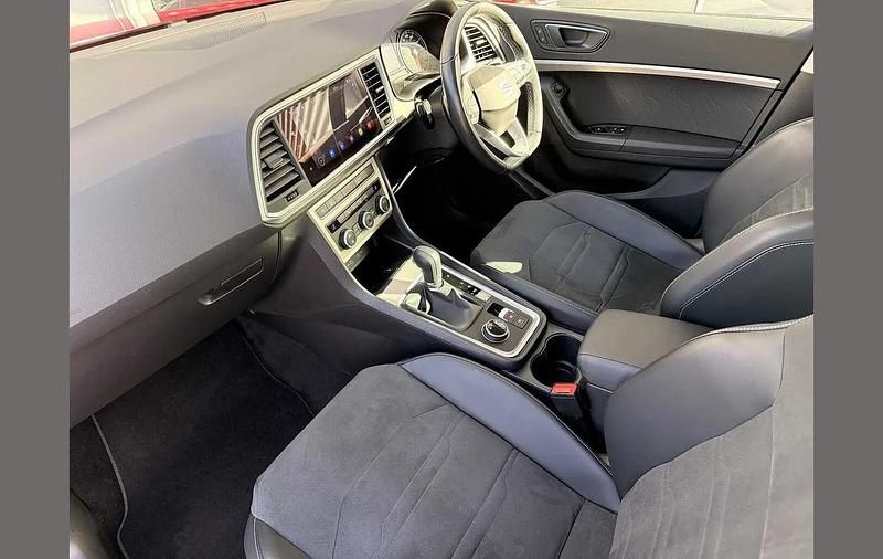 Used Seat Ateca Xperience 148 HP (108 kW) 2022 Red SUV