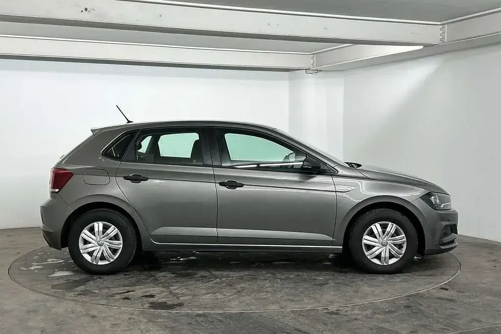 Used VW Polo S 65 HP (47 kW) 2018 Grey Hatchback