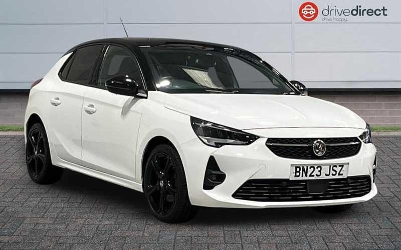 Used Vauxhall Corsa S 101 HP (74 kW) 2023 White Hatchback