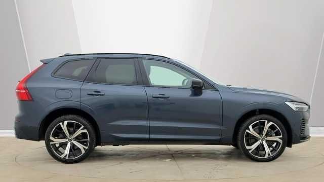 Used Volvo XC60 Ultra 449 HP (330 kW) 2025 Blue SUV