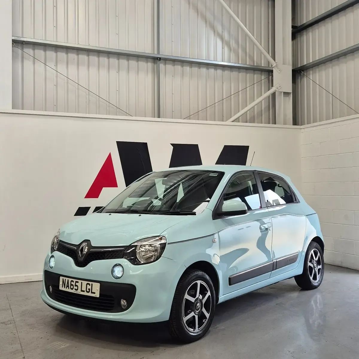 Used Renault Twingo Dynamique 70 HP (51 kW) 2015 Blue Hatchback