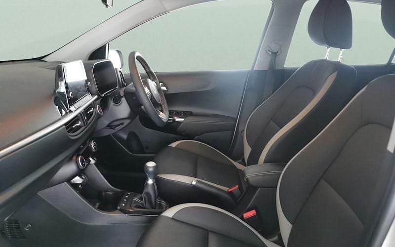 Used Kia Picanto GT-Line S 77 HP (56 kW) 2024 White Hatchback