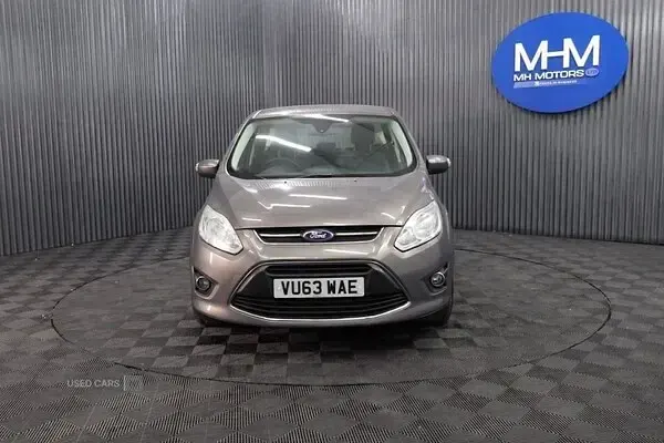 Used Ford C-MAX Zetec 2013 Brown MPV