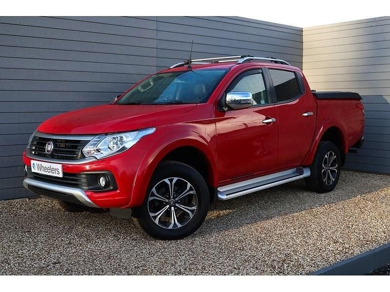 Used Fiat Fullback 180 HP (132 kW) 2018 Red Pickup