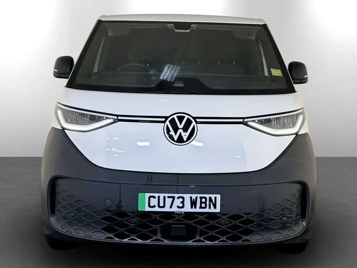 Used VW ID. Buzz Pro 150 kW (204 HP) 2023 White MPV