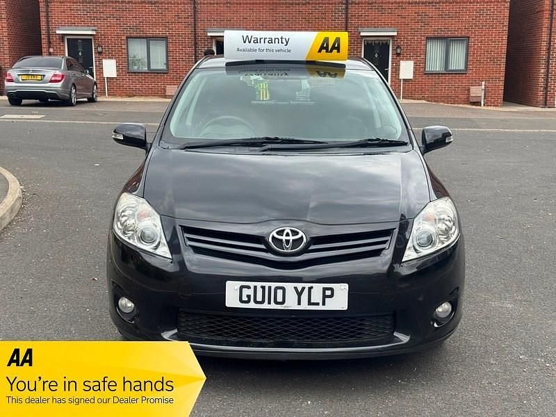 Used Toyota Auris 2010 Black Hatchback