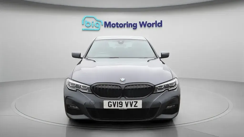 Usado BMW 320 M Sport 184 CV (135 kW) 2019 Gris Berlina