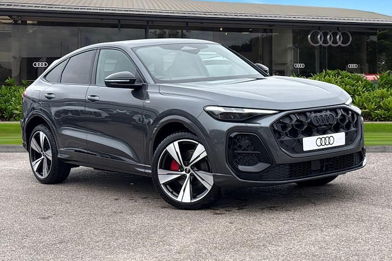 Grey New 2025 Audi Q5 Sportback Sport SUV | £54,790 (Super price) - Image 1/4