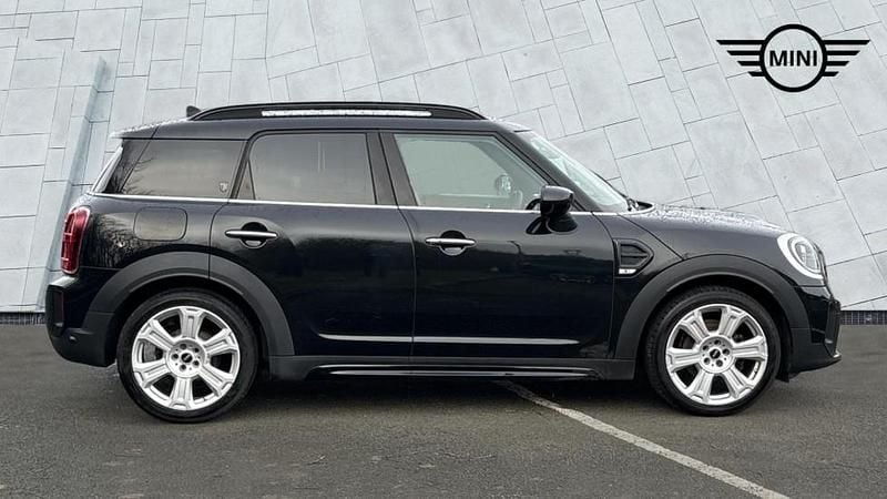 Used Mini Cooper Countryman Exclusive 134 HP (98 kW) 2022 Black SUV