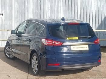 Usado Ford S-MAX Titanium 190 HP (139 kW) 2022 Azul Monovolume