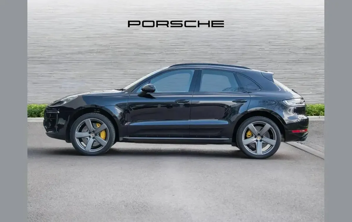 Used Porsche Macan 434 HP (319 kW) 2019 Black SUV
