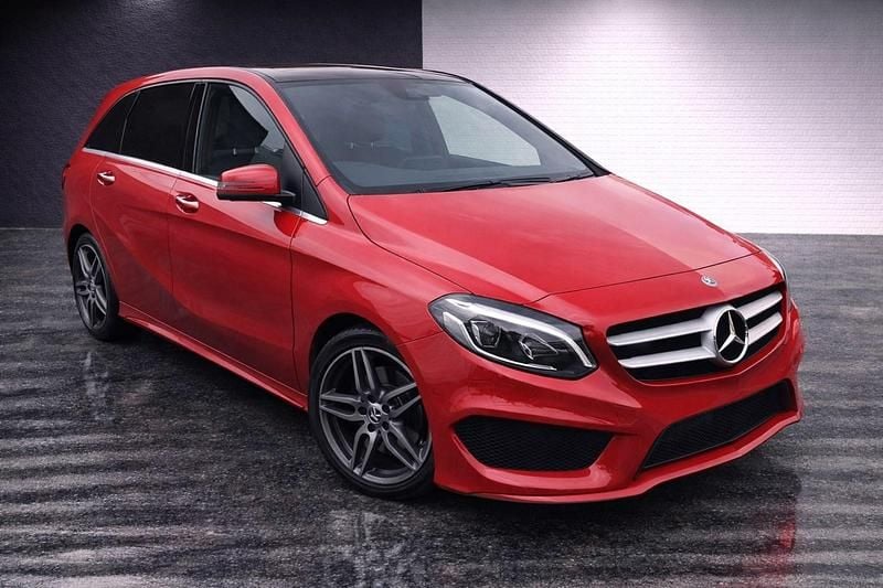 Used Mercedes B200 AMG Line Premium Plus 2017 Red MPV