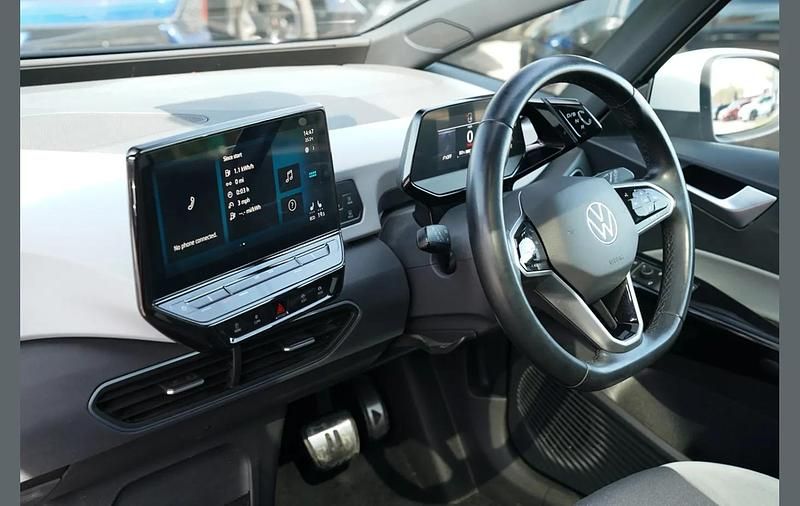 Used VW ID.3 Pro Performance 150 kW (204 HP) 2020 White Hatchback