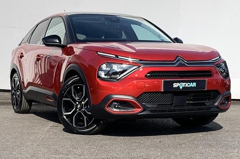 Used Citroën e-C4 Shine 100 kW (136 HP) 2022 Red Hatchback
