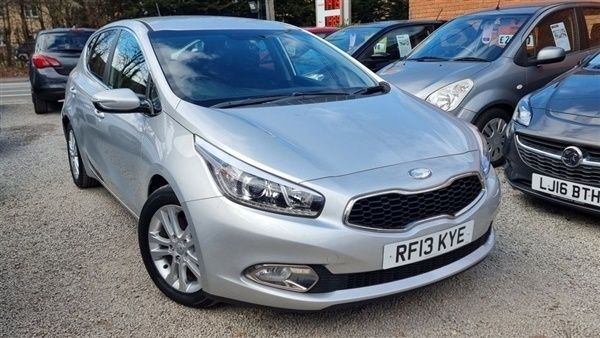 Silver Used 2013 Kia Ceed 3 Hatchback | £7,295 (A bit pricey) - Image 1/1