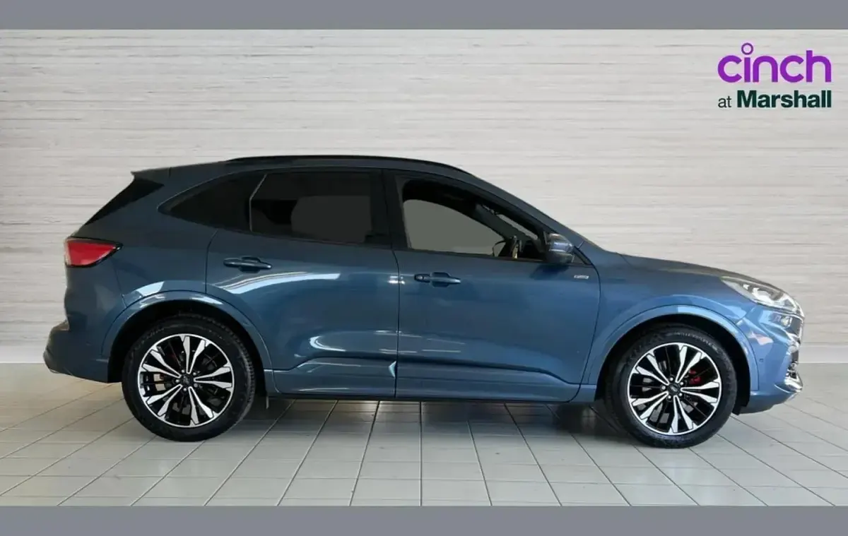Used Ford Kuga ST-Line X 147 HP (108 kW) 2023 Blue SUV